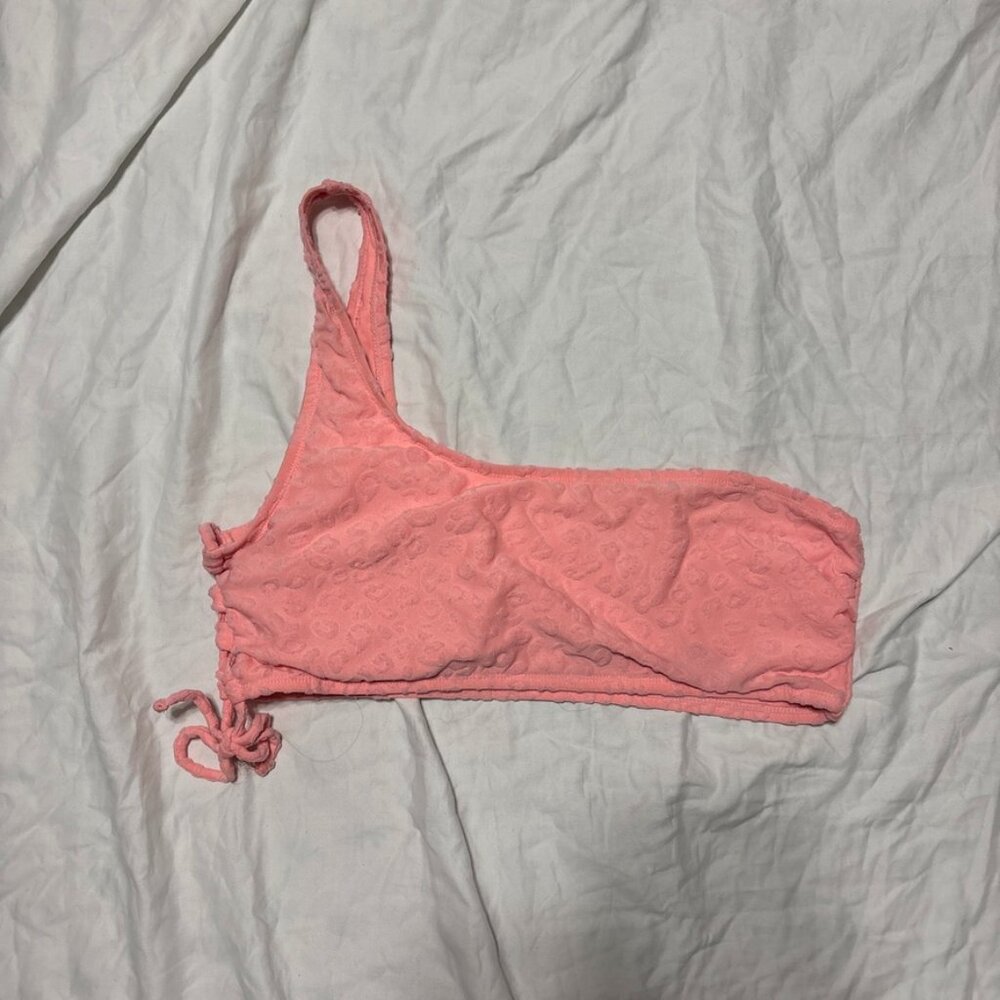 5/$10 👙 | One Shoulder Swim Top